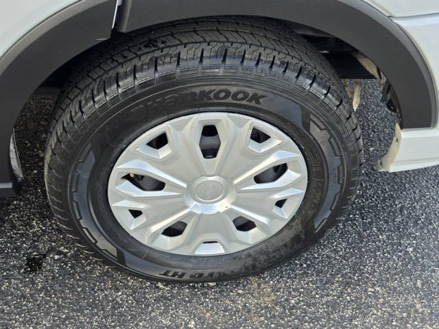 Certified 2025 Ford Transit 350 XLT RWD image 12