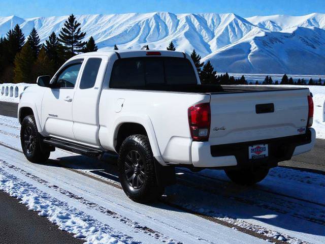 Used 2022 Toyota Tacoma SR5 image 5