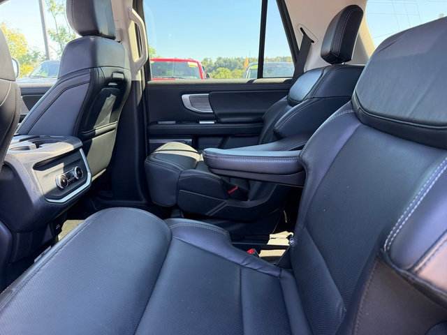 Certified 2025 Ford Expedition Platinum AWD/4WD image 20