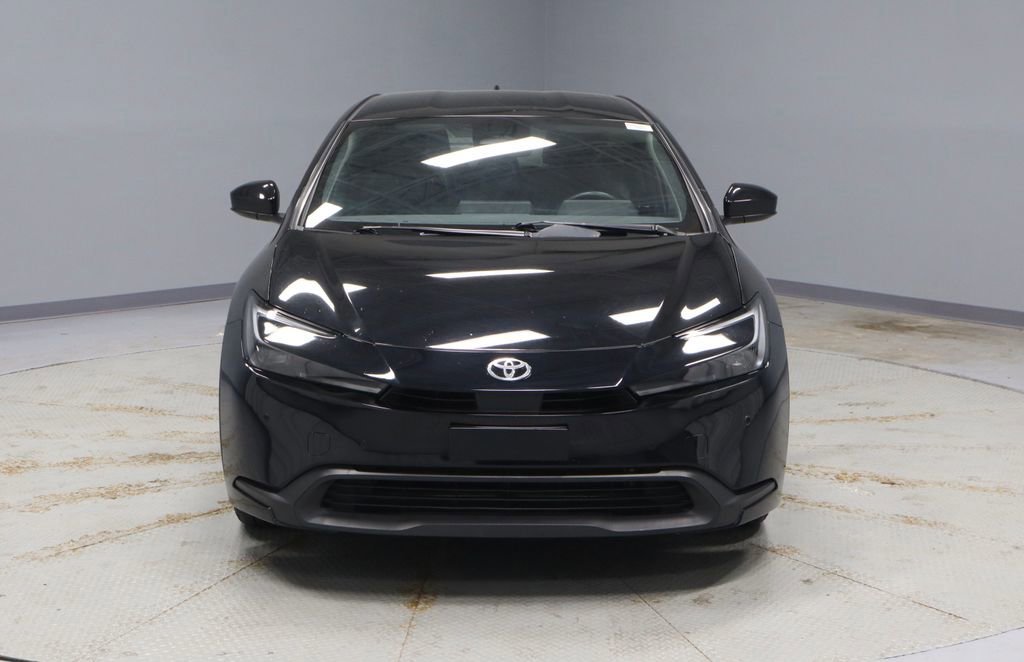 Used 2024 Toyota Prius LE image 8
