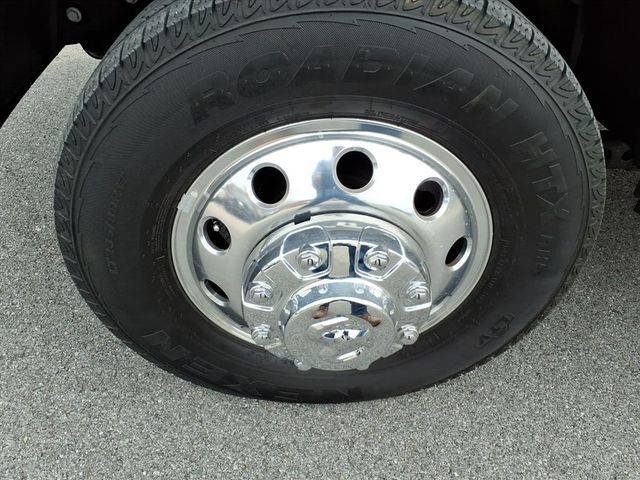 Used 2024 RAM 3500 Laramie image 17