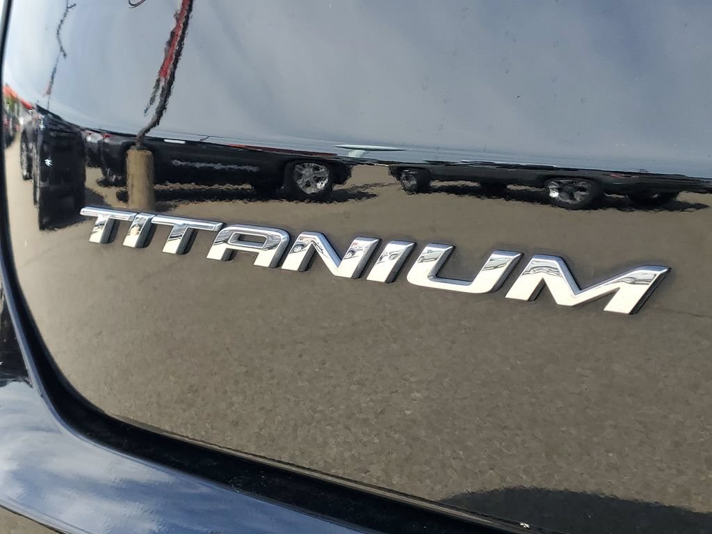 Certified 2024 Ford Edge Titanium AWD/4WD image 6