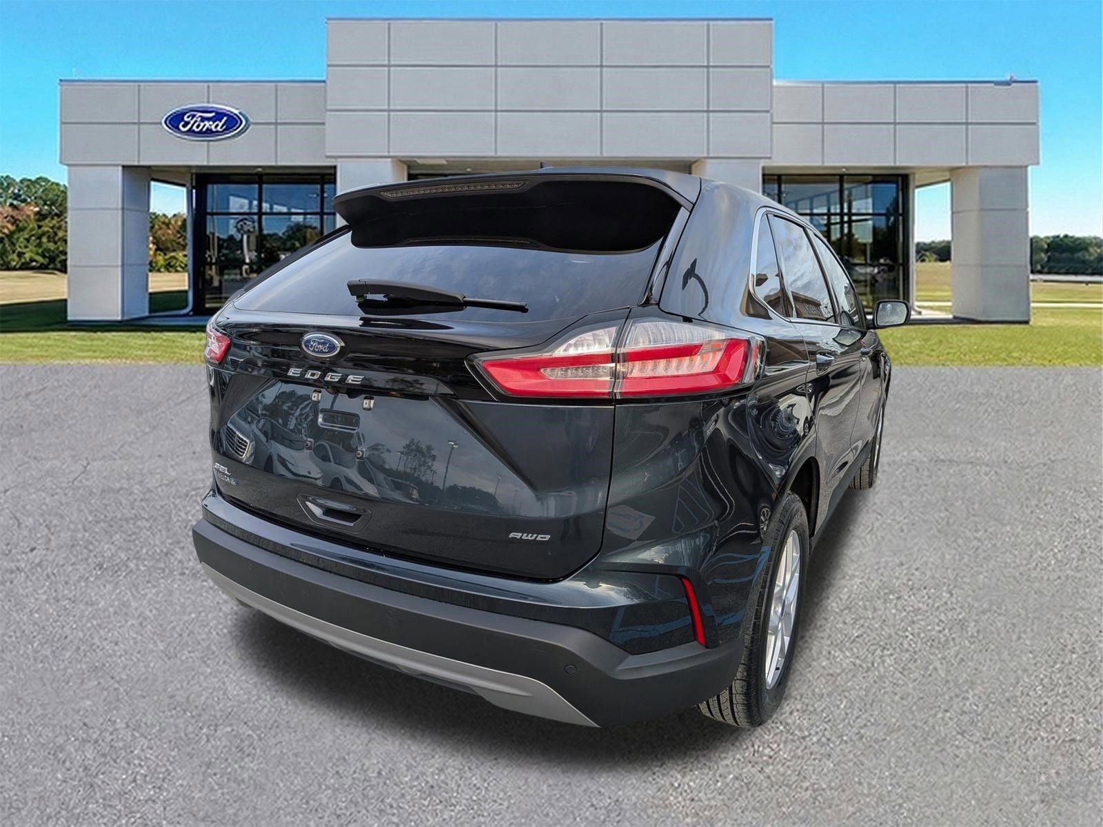 Certified 2022 Ford Edge SEL w/ Convenience Package image 5