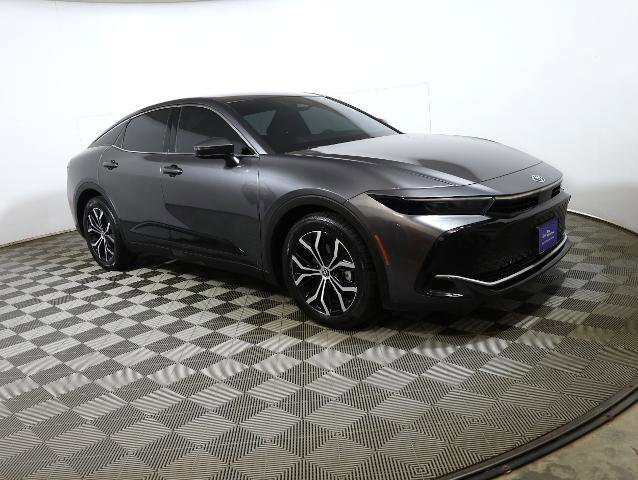 Used 2023 Toyota Crown XLE image 5