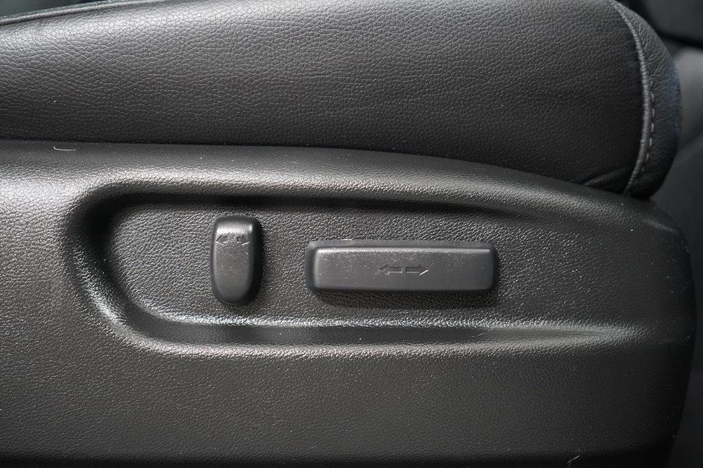Used 2021 Honda Pilot Elite image 26