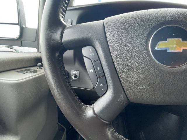 Used 2022 Chevrolet Express 2500 w/ Driver Convenience Package RWD image 19