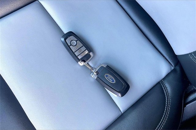 Certified 2022 Ford Explorer XLT w/ Equipment Group 202A image 11