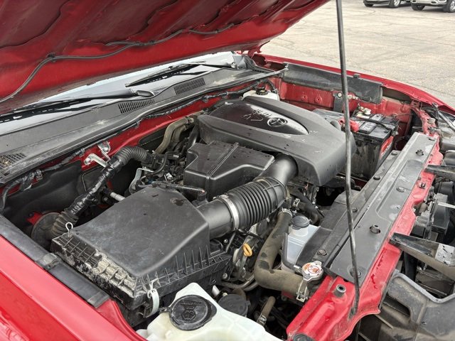 Used 2020 Toyota Tacoma TRD Off-Road image 10