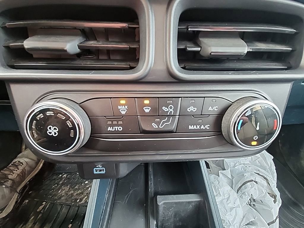 Certified 2023 Ford Maverick XL image 16