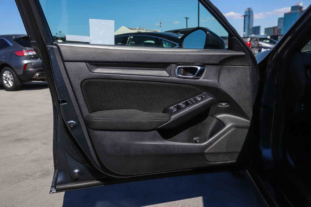 Used 2023 Honda Civic Sport image 21