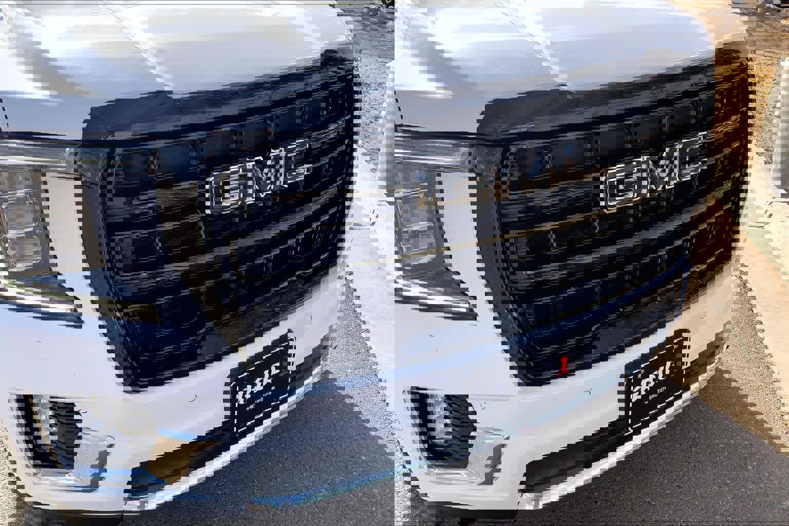 Used 2021 GMC Yukon XL SLT w/ SLT Premium Package image 29