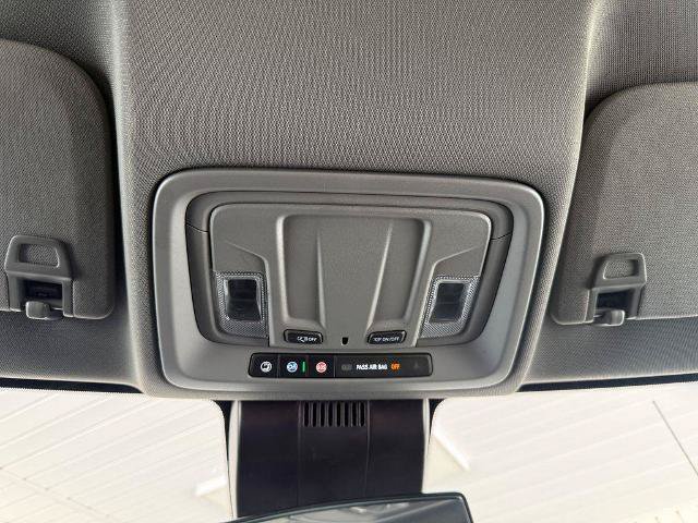 Used 2025 Chevrolet Silverado 1500 LT RWD image 24
