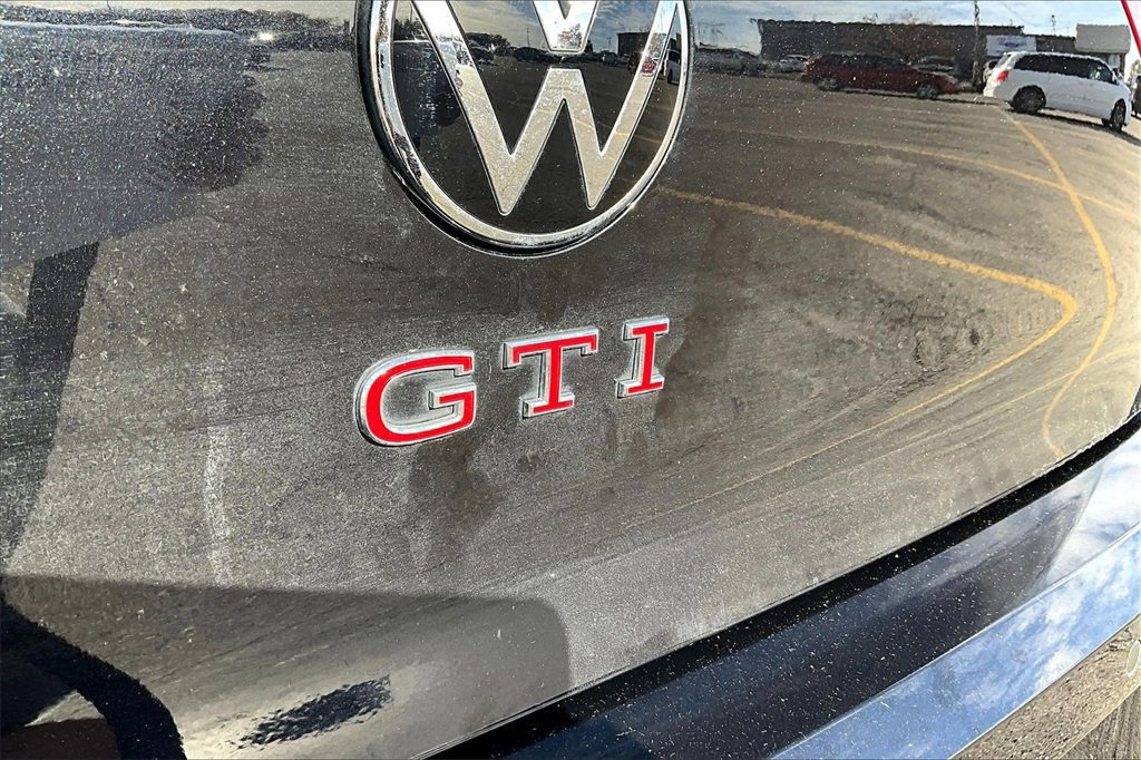 Used 2023 Volkswagen GTI SE image 10
