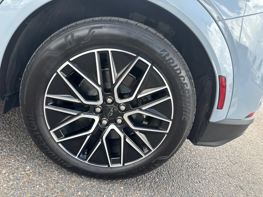 Certified 2025 Ford Mustang Mach-E Premium RWD image 10