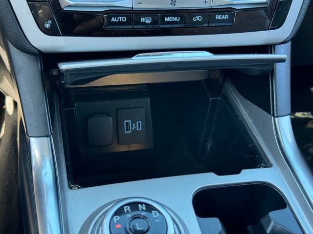 Certified 2023 Ford Explorer XLT w/ Equipment Group 202A AWD/4WD image 18