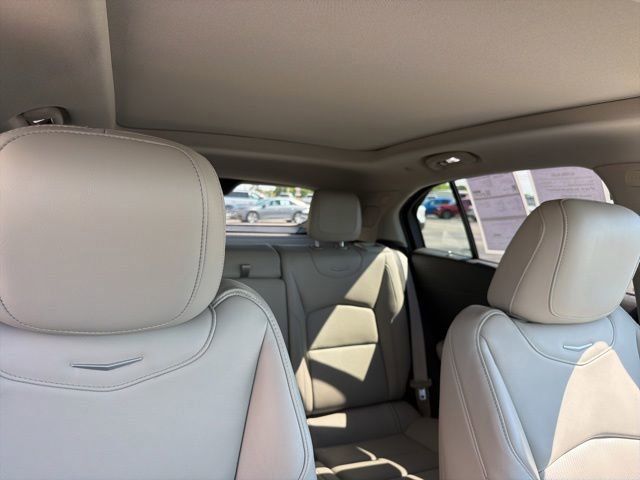 Used 2023 Cadillac XT4 Premium Luxury AWD/4WD image 24
