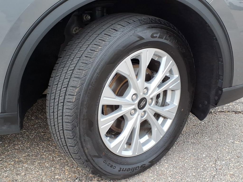 Certified 2024 Ford Escape Active AWD/4WD image 9