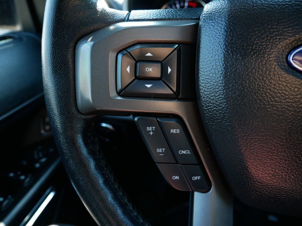 Certified 2020 Ford Expedition XLT w/ Equipment Group 202A image 19