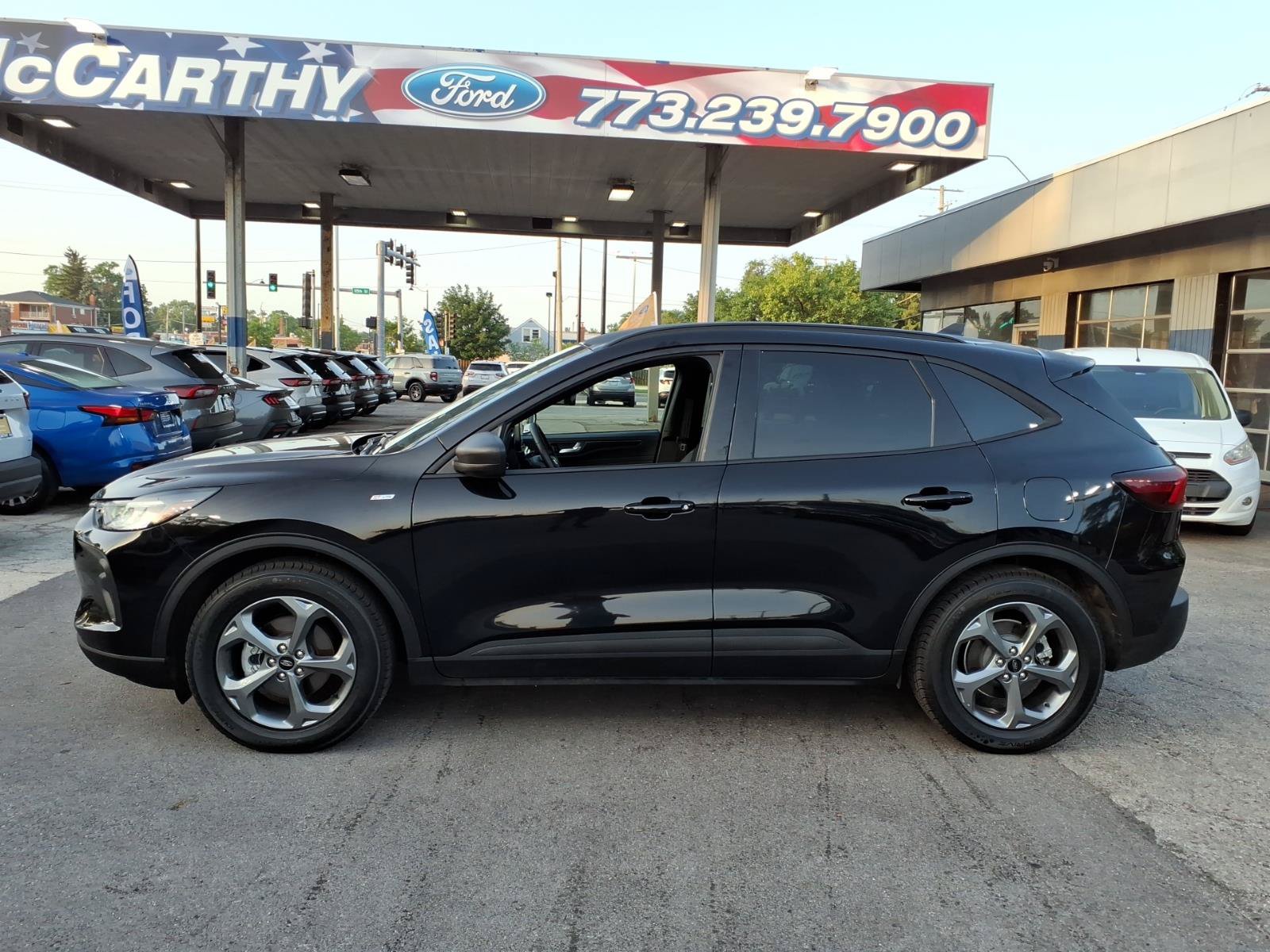 Certified 2025 Ford Escape ST-Line FWD image 6