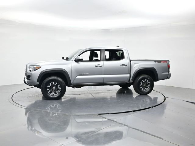 Used 2023 Toyota Tacoma TRD Off-Road w/ Technology Package AWD/4WD image 7