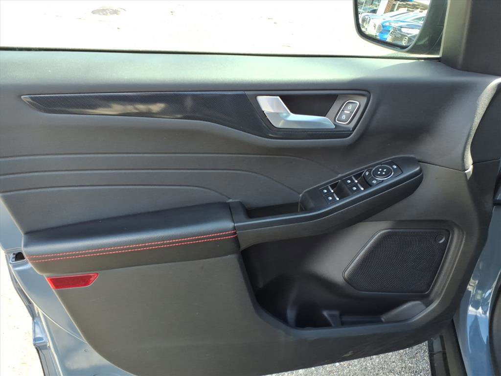 Certified 2024 Ford Escape ST-Line w/ Tech Pack #1 image 13