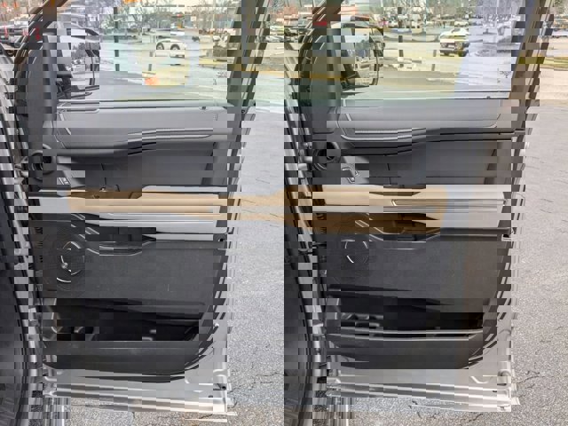Certified 2024 Ford Expedition Limited image 36