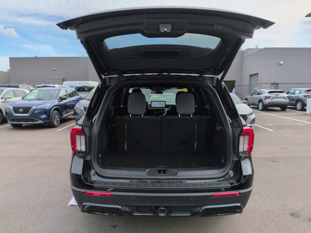 Certified 2026 Ford Explorer ST-Line AWD/4WD image 18
