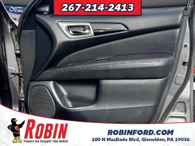 Used 2020 Nissan Pathfinder SV FWD image 27