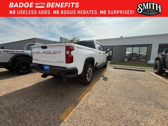 Used 2022 Chevrolet Silverado 2500 Custom w/ Custom Value Package AWD/4WD image 4