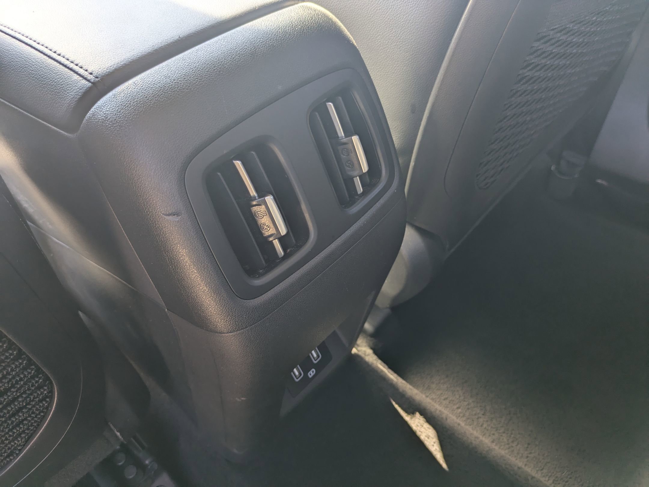 Used 2024 Hyundai Tucson Limited image 28