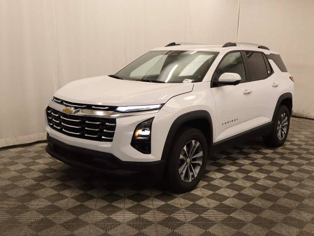 Used 2025 Chevrolet Equinox LT w/ Convenience Package II FWD image 9