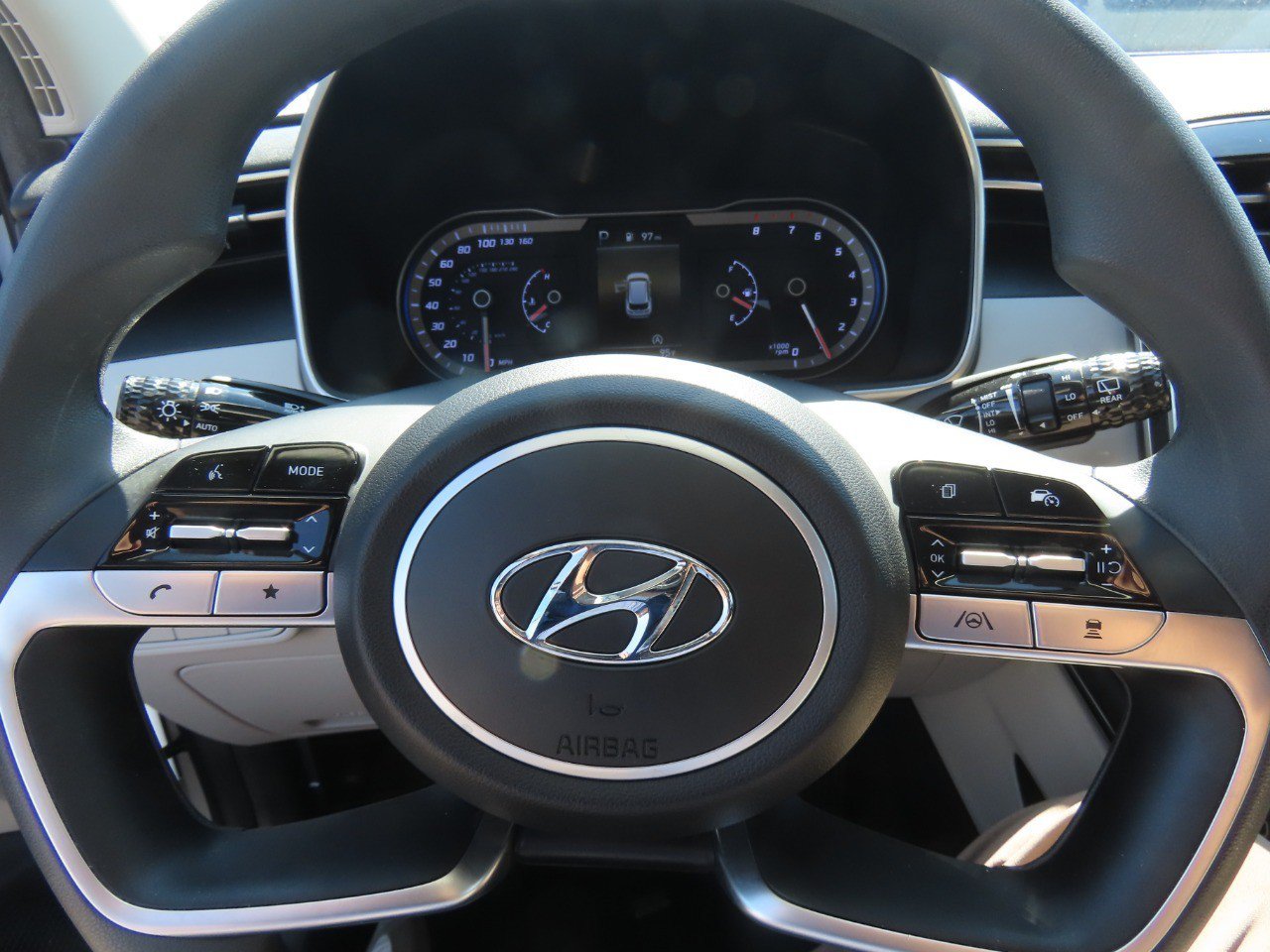 Used 2022 Hyundai Tucson SEL FWD image 25