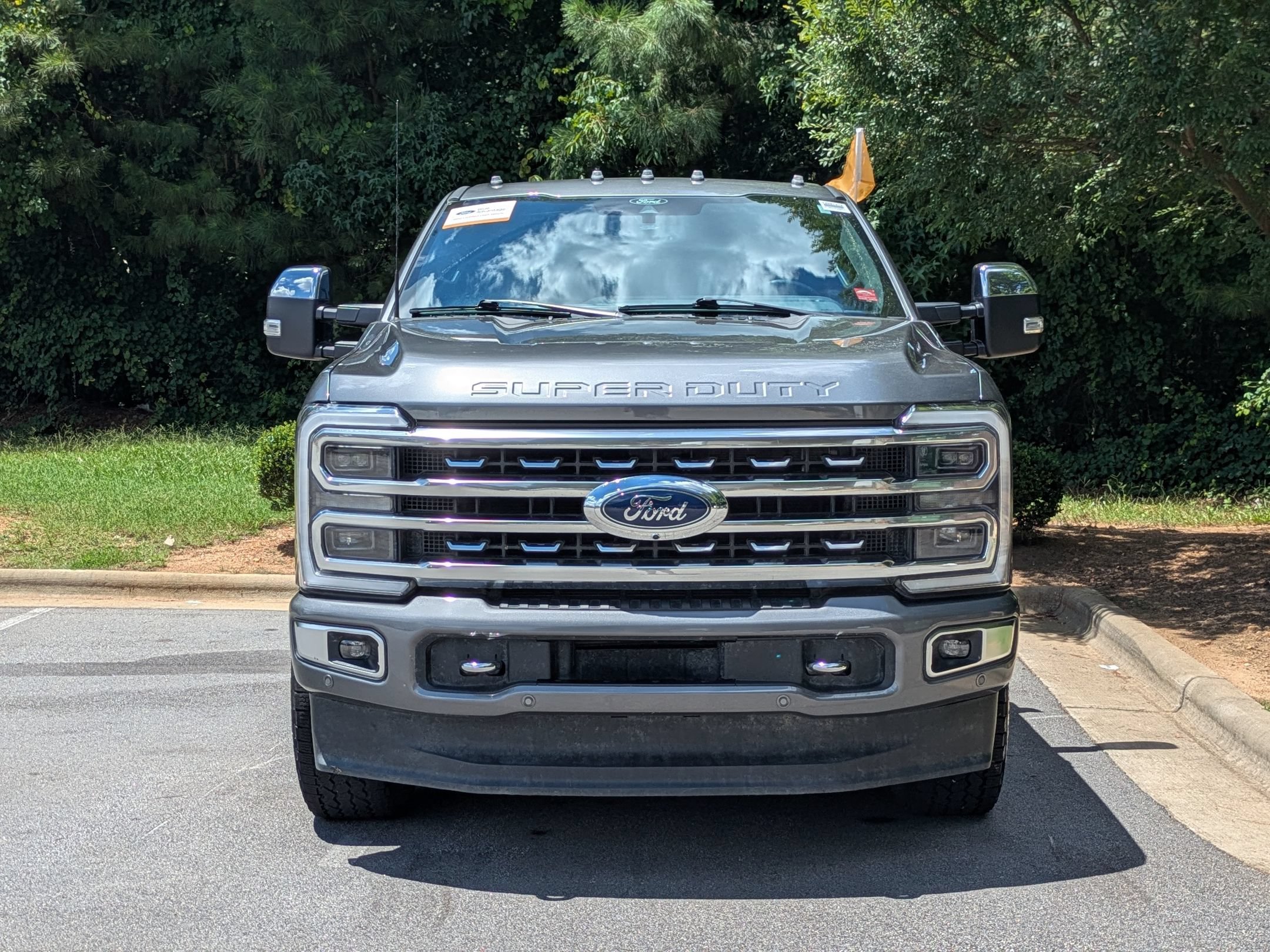 Certified 2024 Ford F250 Platinum w/ FX4 Off-Road Package AWD/4WD image 7