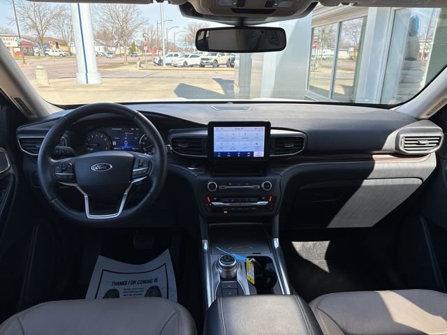 Certified 2020 Ford Explorer Limited AWD/4WD image 13