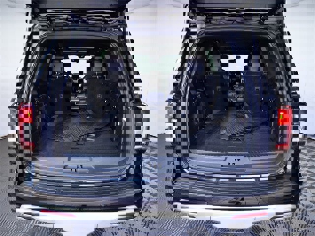 Certified 2024 Ford Expedition Timberline image 10