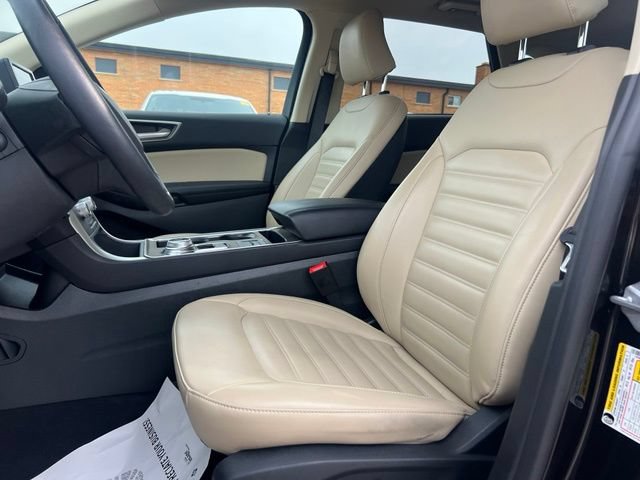 Certified 2024 Ford Edge SEL w/ Convenience Package AWD/4WD image 17