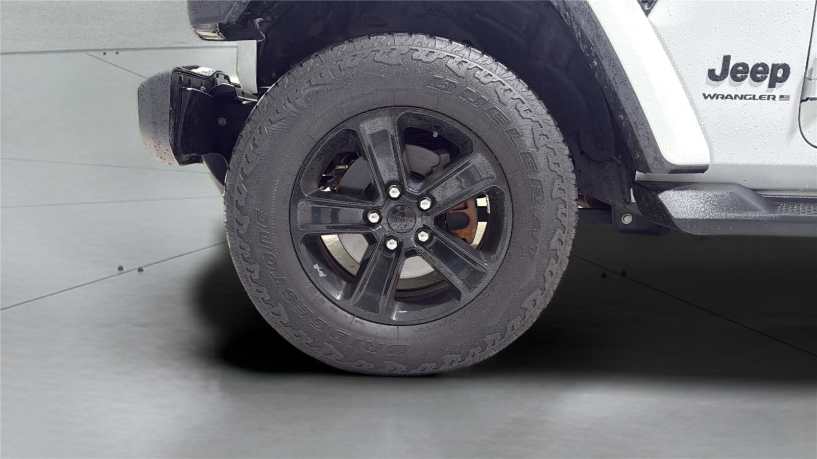 Used 2023 Jeep Wrangler Unlimited Sahara AWD/4WD image 29