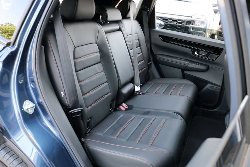 Used 2026 Honda CR-V Sport Touring image 32