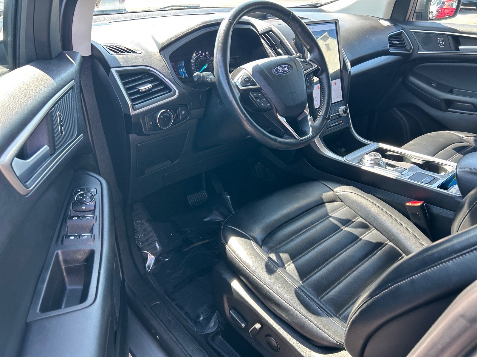 Certified 2024 Ford Edge SEL AWD/4WD image 5