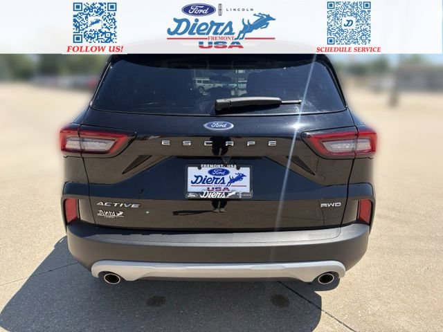 Certified 2024 Ford Escape ST-Line w/ Tech Pack #1 AWD/4WD image 4