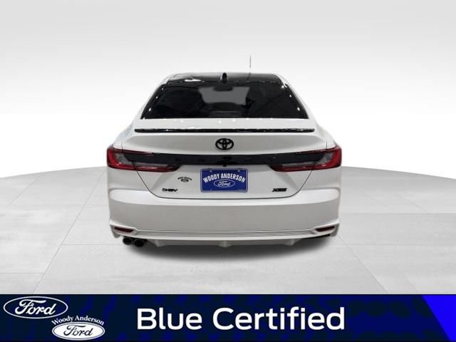 Used 2025 Toyota Camry XSE FWD image 6
