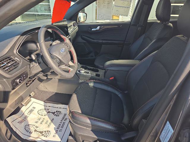 Certified 2023 Ford Escape ST-Line Select w/ Tech Pack #2 image 12