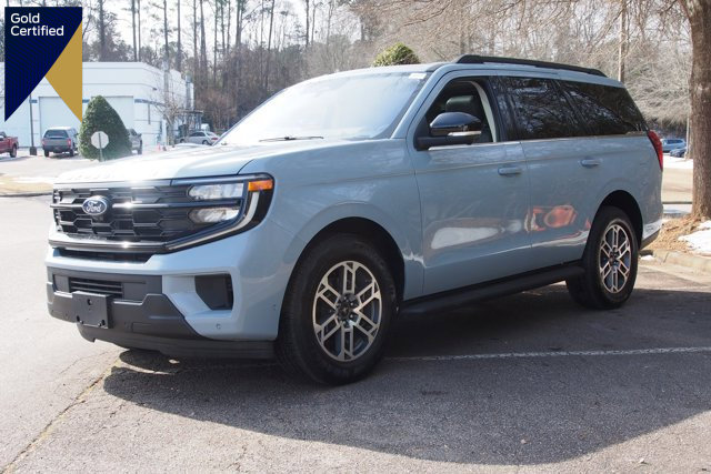 Certified 2025 Ford Expedition Active image 1