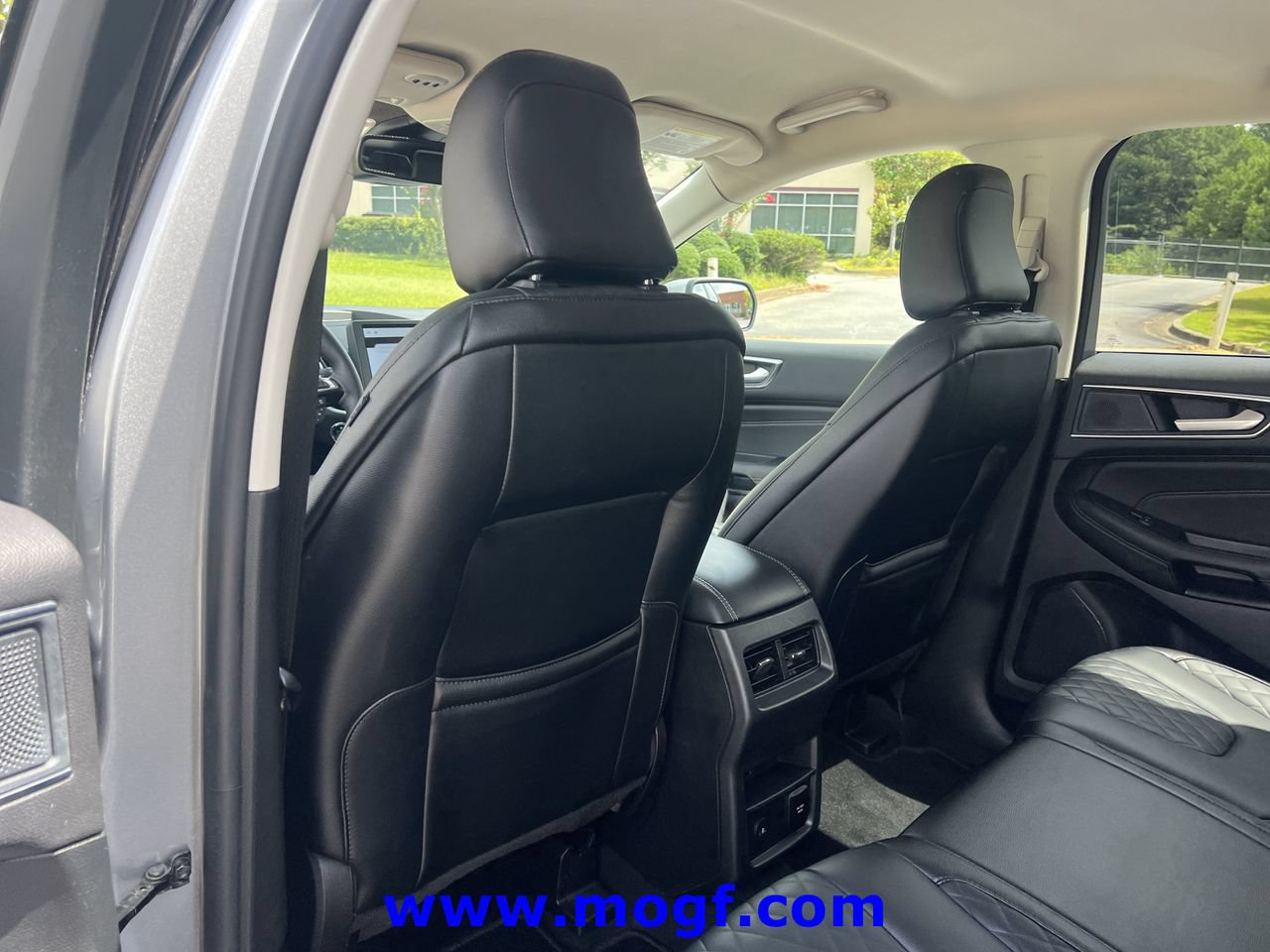 Certified 2024 Ford Edge Titanium AWD/4WD image 20
