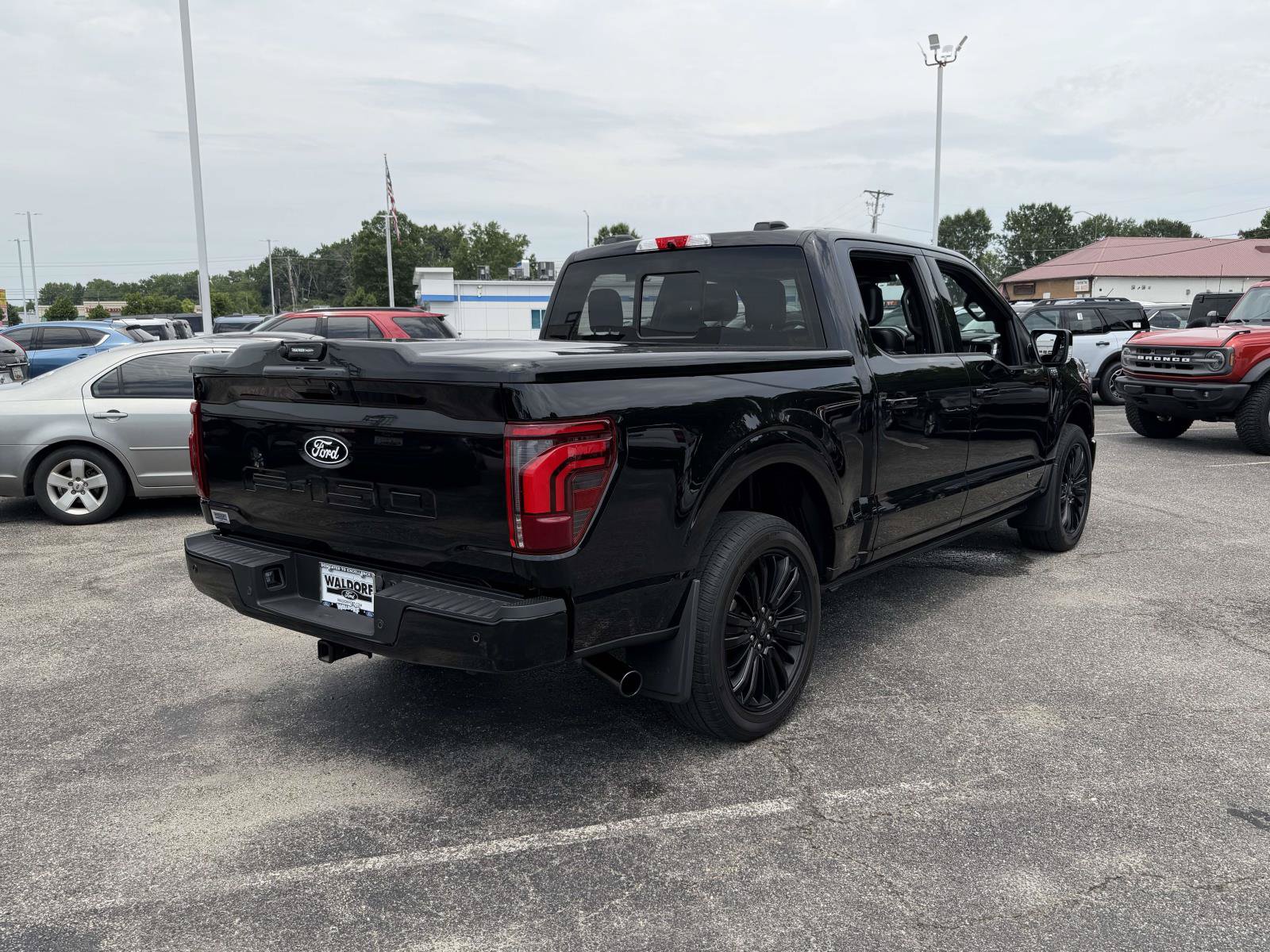 Certified 2024 Ford F150 Platinum w/ Equipment Group 702A High AWD/4WD image 2
