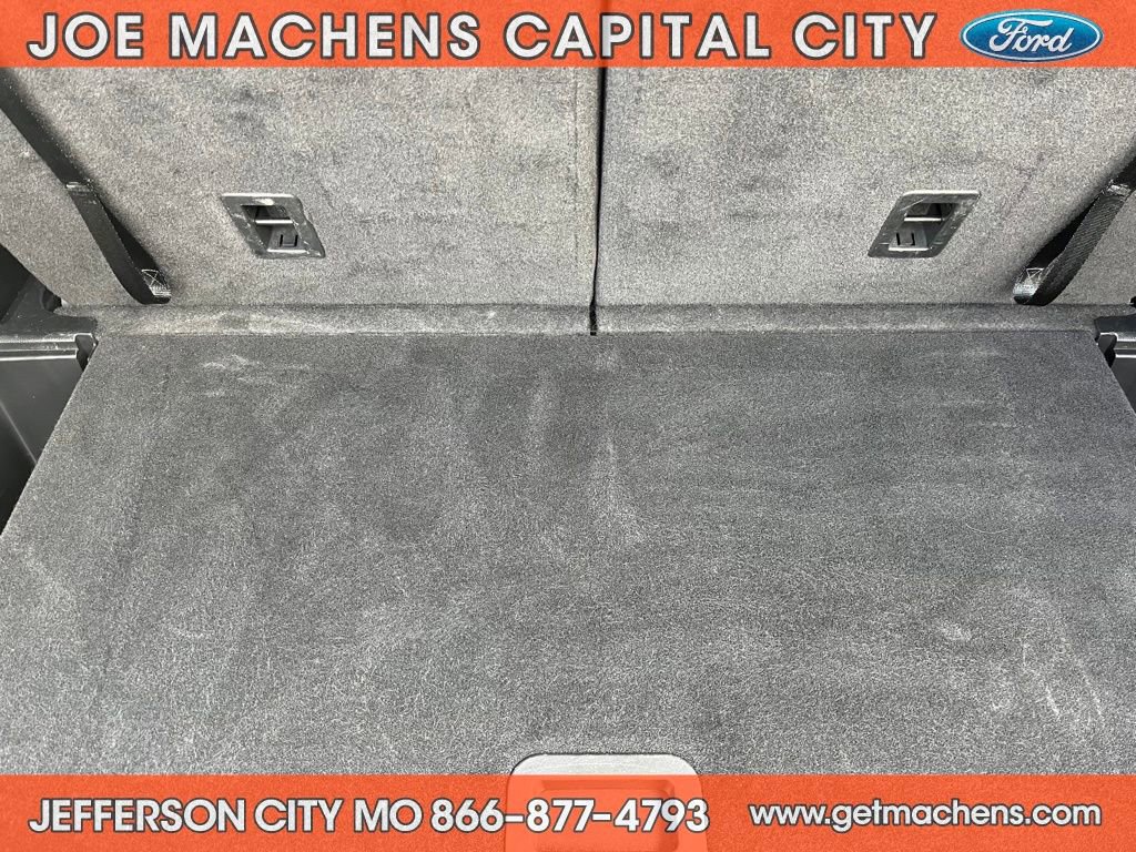 Certified 2023 Ford Explorer XLT w/ Equipment Group 202A image 10