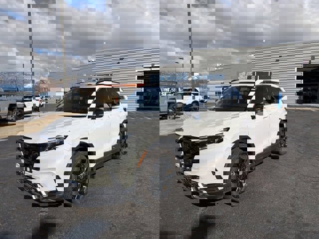 Used 2023 Honda CR-V Sport Touring image 2