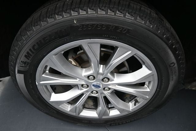 Certified 2023 Ford Explorer XLT w/ Equipment Group 202A AWD/4WD image 15