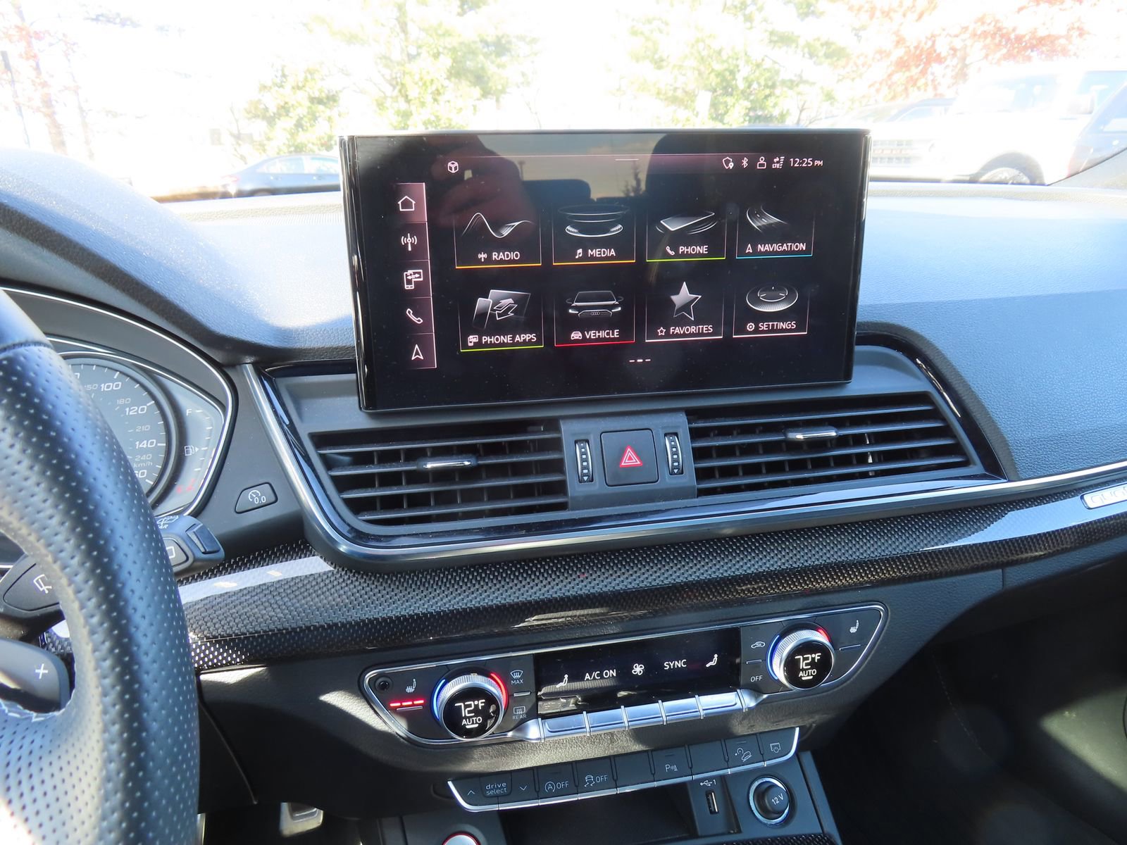 Used 2023 Audi SQ5 Premium w/ Convenience Package image 22