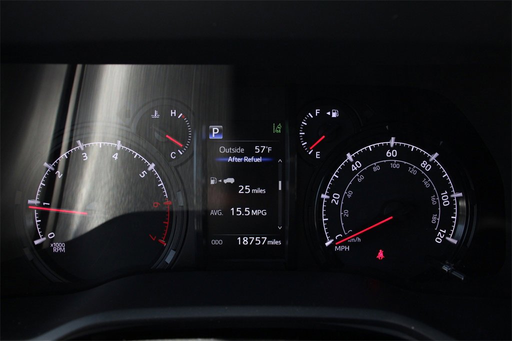 Used 2024 Toyota 4Runner SR5 image 31